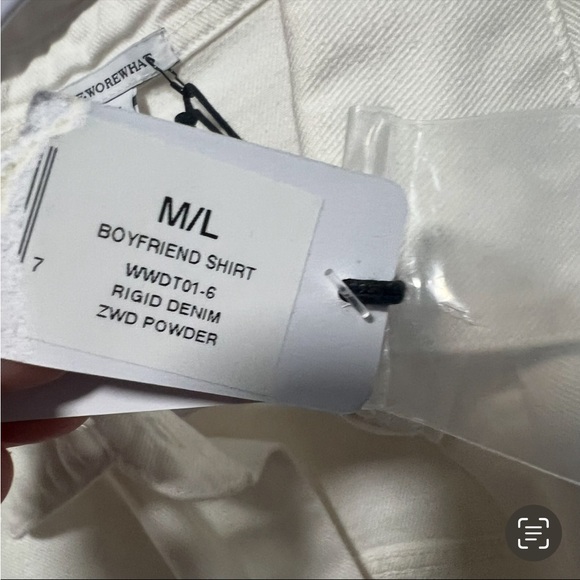 We What Wear White Denim Boyfriend Shirt Rigid Denim, New with tags - Picture 5 of 6